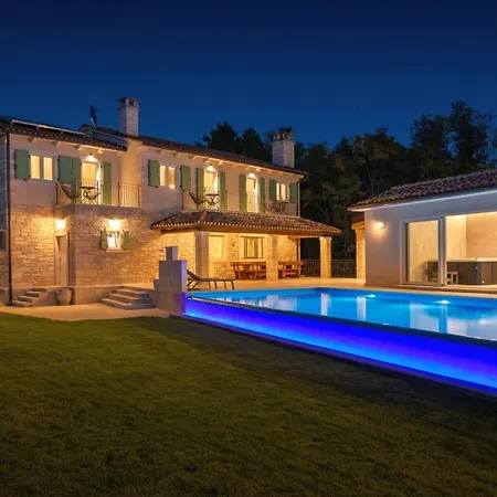 Rustic Kave With Wellness In Villa *