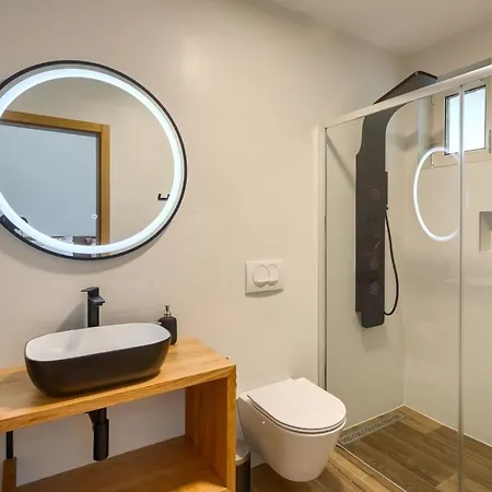 Rustic Kave With Wellness In Villa Groznjan
