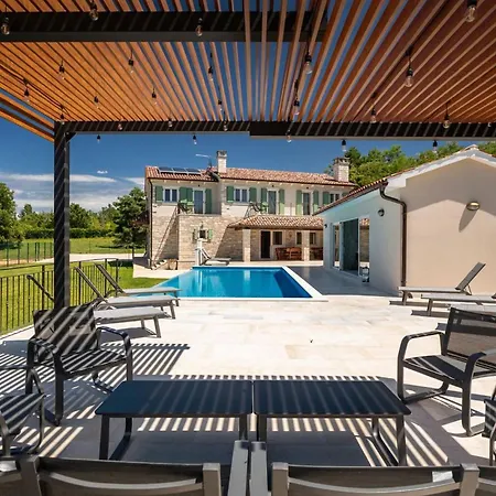 Rustic Kave With Wellness In Villa