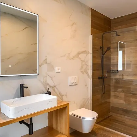 Villa Rustic Kave With Wellness In