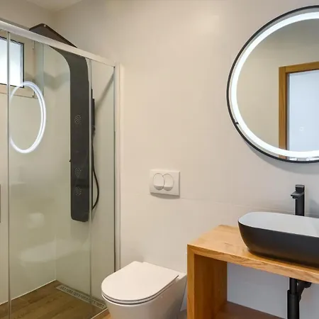 Villa Rustic Kave With Wellness In