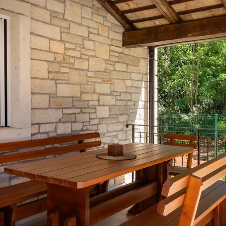 Villa Rustic Kave With Wellness In