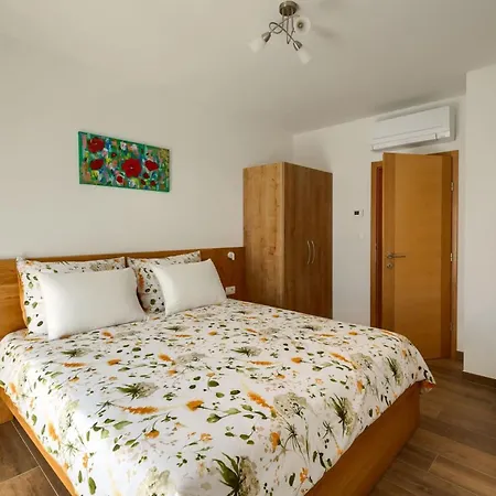 Rustic Kave With Wellness In Grožnjan