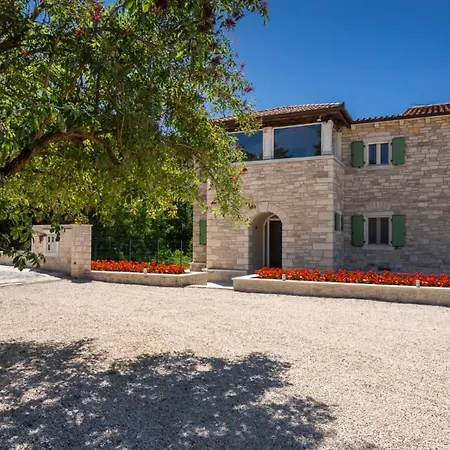 Rustic Kave With Wellness In Grožnjan