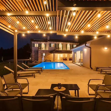 Rustic Kave With Wellness In