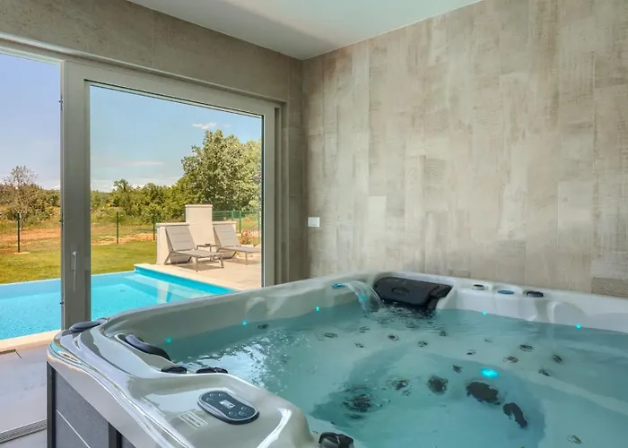 Villa Rustic Kave With Wellness In *