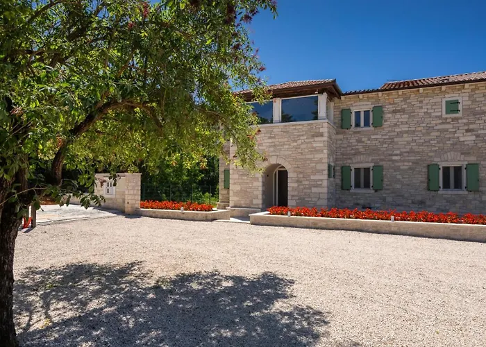 Rustic Kave With Wellness In Grožnjan