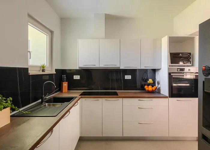 Villa Rustic Kave With Wellness In *